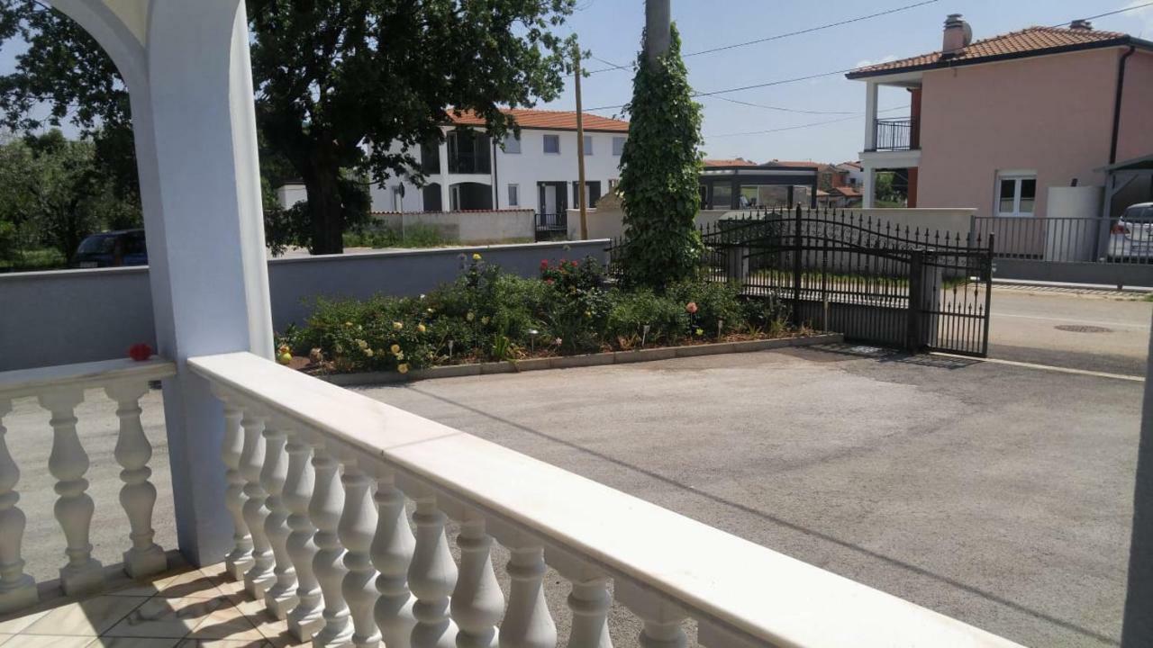 Apartman Janja 포레치 외부 사진